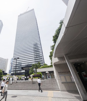 新宿西口歯科医院